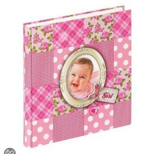 Afbeelding van Walther Patchwork Girl   28x30¸5 50 pag. Baby album roze   UK115R